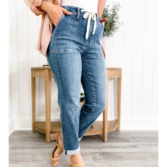 Judy Blue  Medium Wash Pull On Joggers - Picture 2 of 15